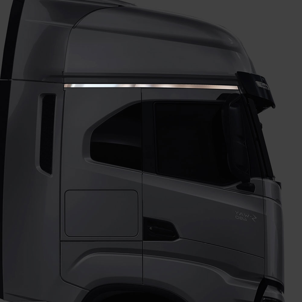 FIV157 IVECO FOR UPPER DOOR LATH CHROME S-WAY