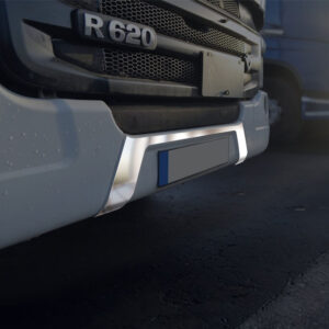 FSC192 SCANIA FOR TOP OF PLATE CHROME LARGE CABIN STREAMLINE