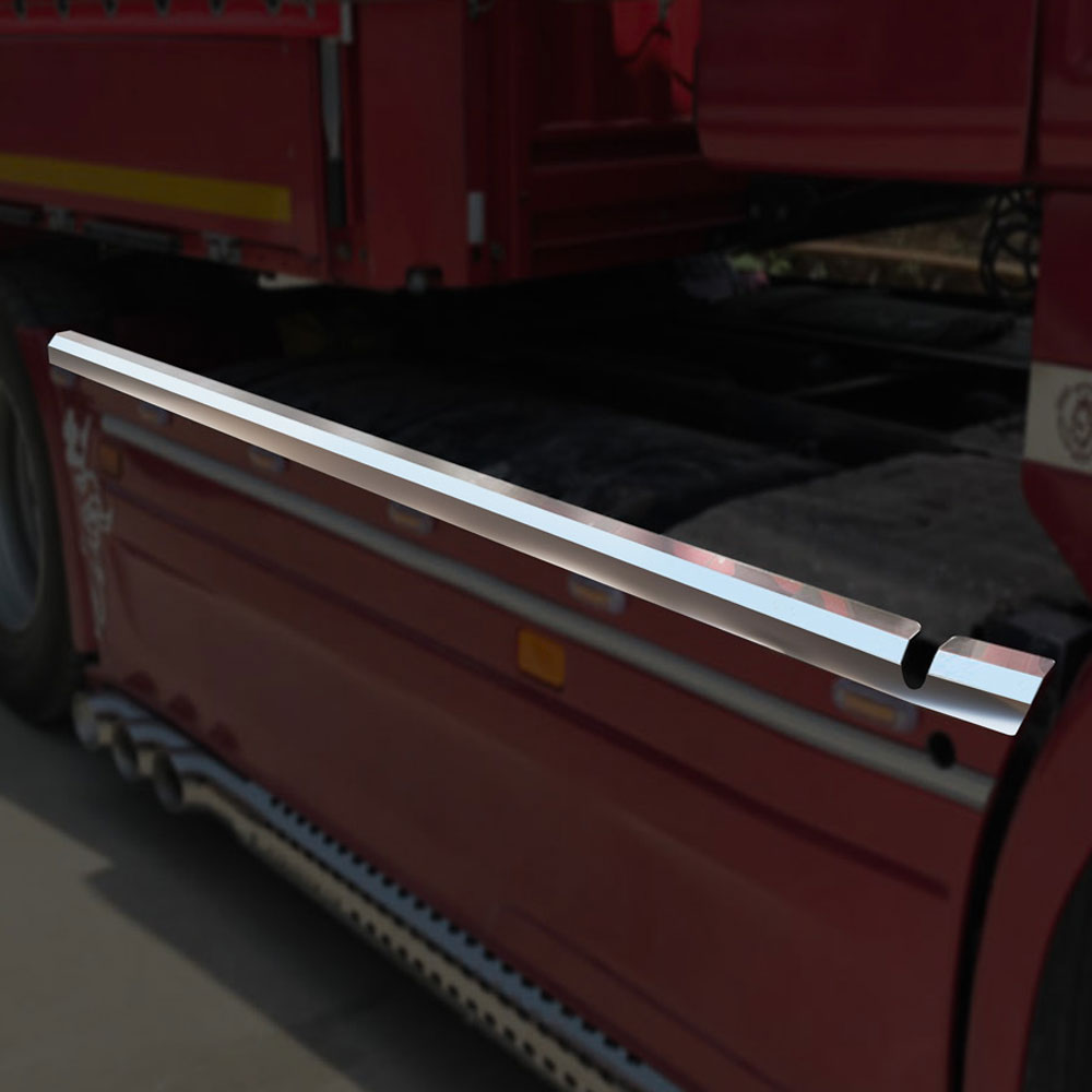 FSC194 SCANIA FOR SIDE LATH CHROME STREAMLINE