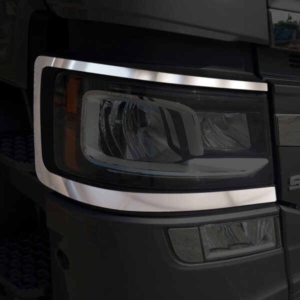 FSC271 SCANIA FOR HEADLIGHT FRAME CHROME S/R 2016+